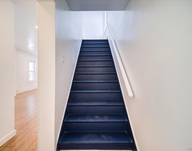 11 Spring Glen Road - Photo Thumbnail 18