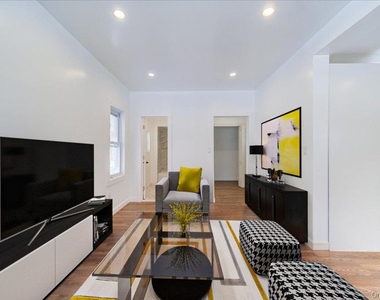 11 Spring Glen Road - Photo Thumbnail 13