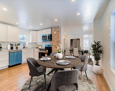 11 Spring Glen Road - Photo Thumbnail 7