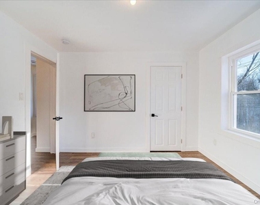 11 Spring Glen Road - Photo Thumbnail 21