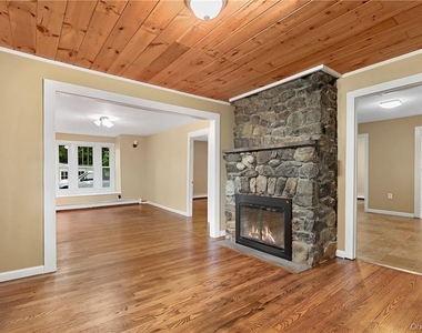 60 Watch Hill Road - Photo Thumbnail 4