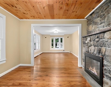60 Watch Hill Road - Photo Thumbnail 5