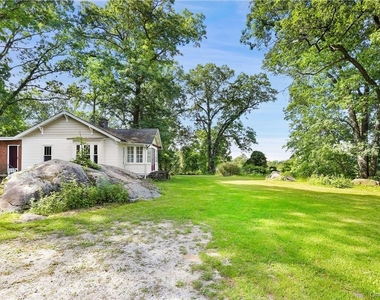 60 Watch Hill Road - Photo Thumbnail 16