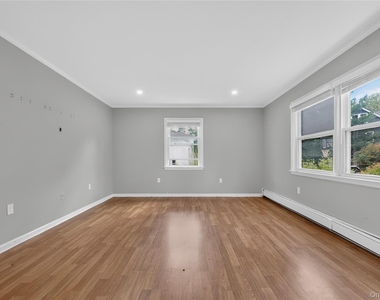 58 Prospect Avenue - Photo Thumbnail 13