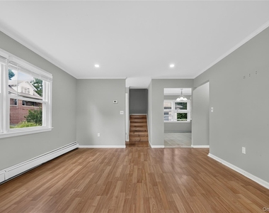 58 Prospect Avenue - Photo Thumbnail 7