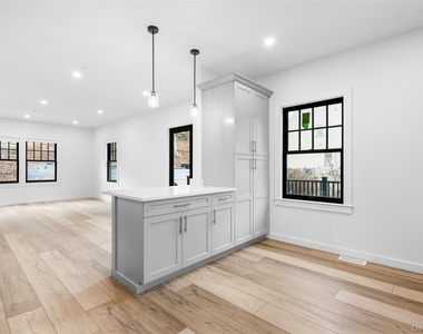 27 Choate Lane - Photo Thumbnail 10
