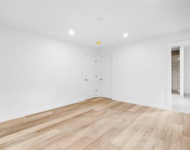 27 Choate Lane - Photo Thumbnail 24