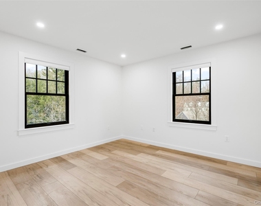 27 Choate Lane - Photo Thumbnail 18