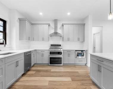 27 Choate Lane - Photo Thumbnail 9