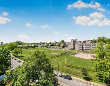 210 Pelham Road - Photo Thumbnail 25