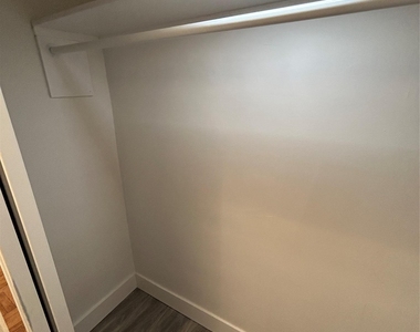 210 Pelham Road - Photo Thumbnail 6