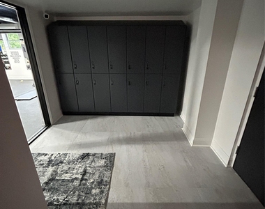 210 Pelham Road - Photo Thumbnail 8