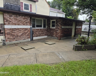 3206 Guilderland Avenue - Photo Thumbnail 6