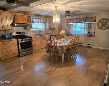 3206 Guilderland Avenue - Photo Thumbnail 2