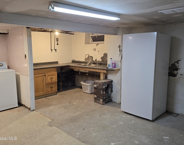 3206 Guilderland Avenue - Photo Thumbnail 8