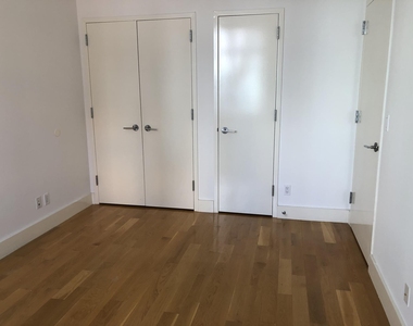 2-26 50th Avenue - Photo Thumbnail 12