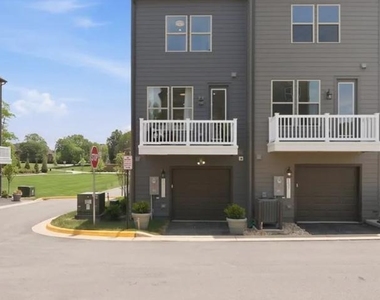 3738 District Drive - Photo Thumbnail 33
