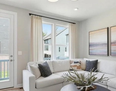 3738 District Drive - Photo Thumbnail 10
