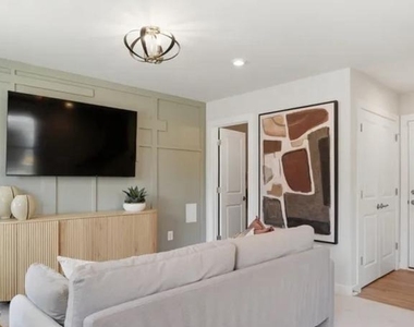 3738 District Drive - Photo Thumbnail 5