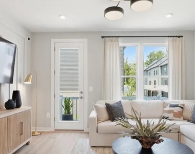 3738 District Drive - Photo Thumbnail 6