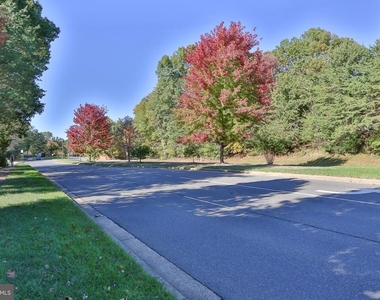 15979 Cove Lane - Photo Thumbnail 30