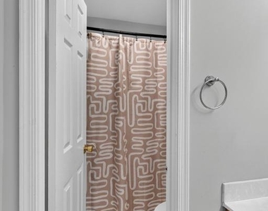 10925 Postern Court - Photo Thumbnail 11