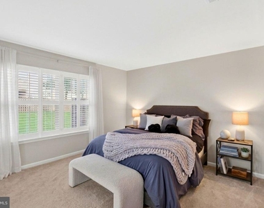 10925 Postern Court - Photo Thumbnail 7