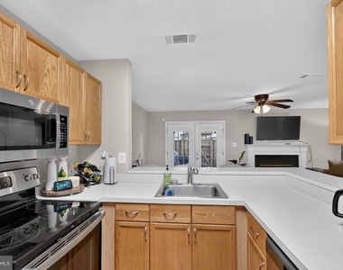 10925 Postern Court - Photo Thumbnail 2