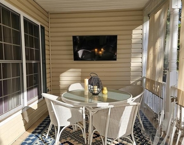 607 Liberty Boulevard - Photo Thumbnail 2