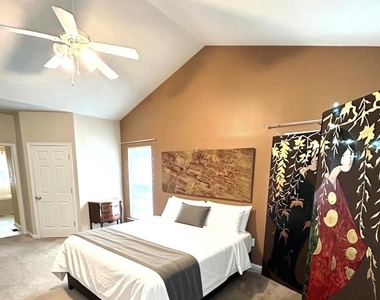 607 Liberty Boulevard - Photo Thumbnail 6