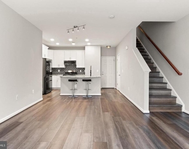 9541 Center Street - Photo Thumbnail 10