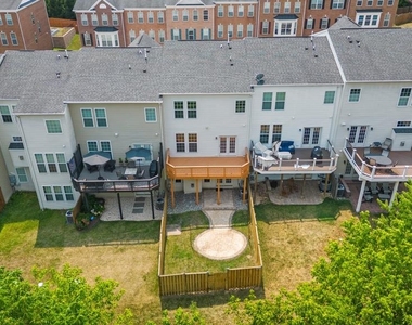 330 Caldwell Terrace Se - Photo Thumbnail 6