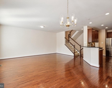 330 Caldwell Terrace Se - Photo Thumbnail 12