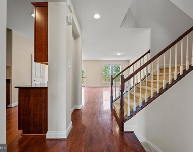 330 Caldwell Terrace Se - Photo Thumbnail 15