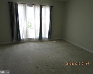 20606 Maitland Terrace - Photo Thumbnail 5