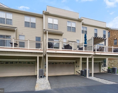 22503 Naugatuck Square - Photo Thumbnail 1