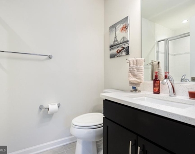 22503 Naugatuck Square - Photo Thumbnail 9