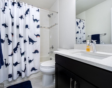 22503 Naugatuck Square - Photo Thumbnail 30