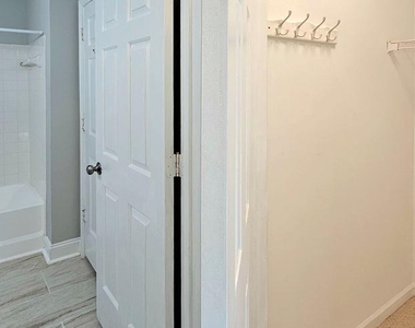 12103 Green Ledge Court - Photo Thumbnail 20