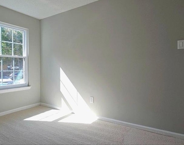12103 Green Ledge Court - Photo Thumbnail 23