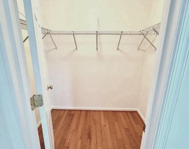 3381 Beechcliff Drive - Photo Thumbnail 12