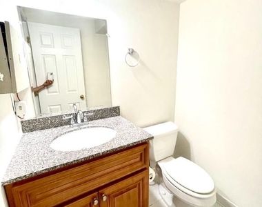 3381 Beechcliff Drive - Photo Thumbnail 21