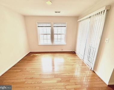 3381 Beechcliff Drive - Photo Thumbnail 24