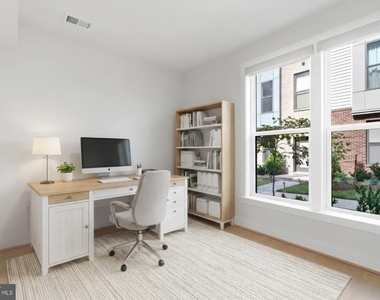 2389 Liberty Loop - Photo Thumbnail 5