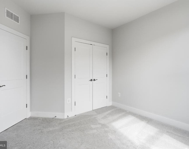 2389 Liberty Loop - Photo Thumbnail 39