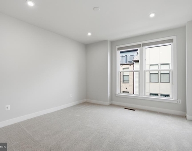 2389 Liberty Loop - Photo Thumbnail 31