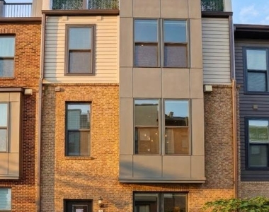 2389 Liberty Loop - Photo Thumbnail 1