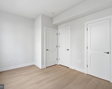 2389 Liberty Loop - Photo Thumbnail 11