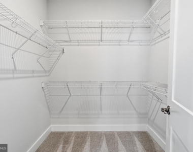 2389 Liberty Loop - Photo Thumbnail 34