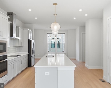 2389 Liberty Loop - Photo Thumbnail 20